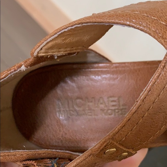 MICHAEL Michael Kors brown leather heels - Picture 5 of 5